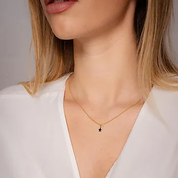 Bilde nummer 2 av Anheng i 585 gult gull med stjerne