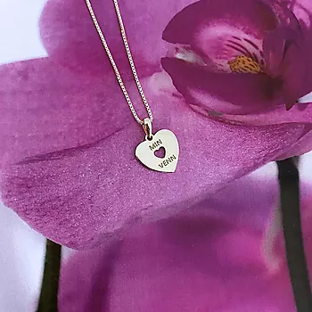 Bilde nummer 4 av Pan Jewelry, Smykke i forgylt 925 sølv med zirkonia med teksten MIN VENN