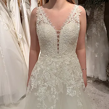 Bilde nummer 2 av En gang til brudekjole, Pronovias