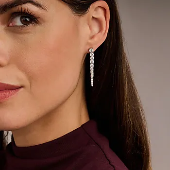 Bilde nummer 2 av Øredobber i 925 sølv med zirkonia