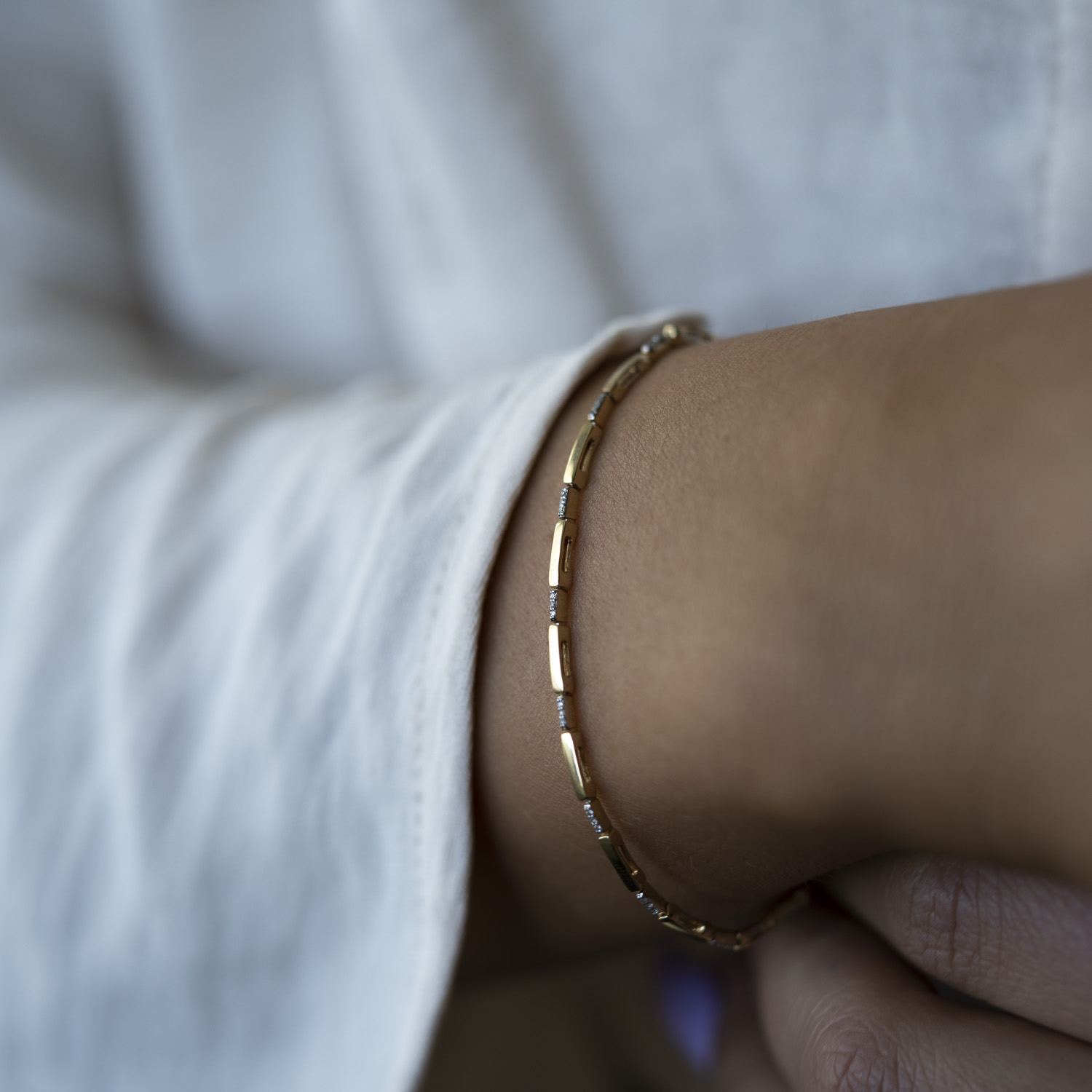 Bilde nummer 2 av Pan Jewelry, Armbånd i 585 gult gull med diamanter 0,10 ct