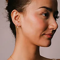 Bilde nummer 3 av Alga øredobber i 925 forgylt sølv med ferskvannsperle