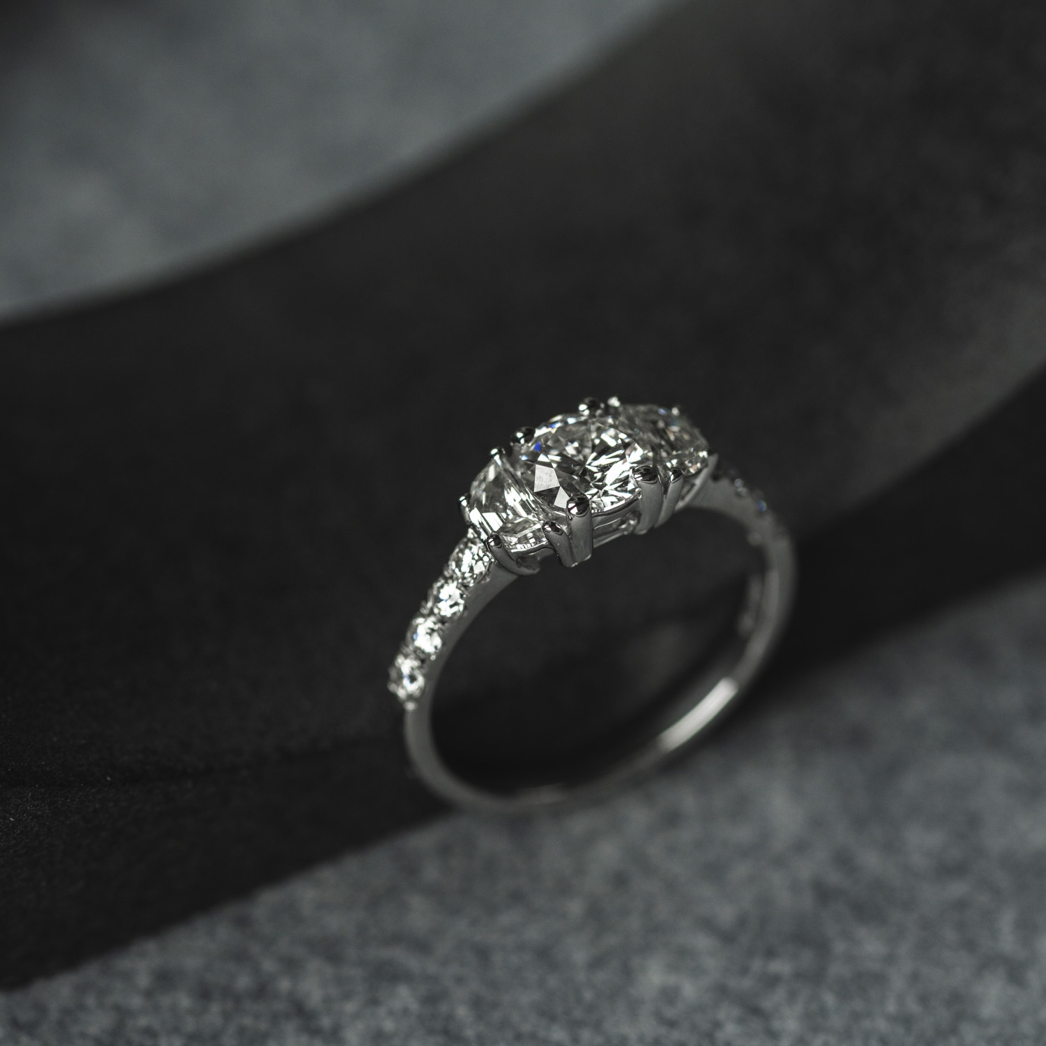 Bilde nummer 4 av Gems by Gulldia, Ring i 585 hvitt gull med LAB diamanter 1,55 ct TWSI