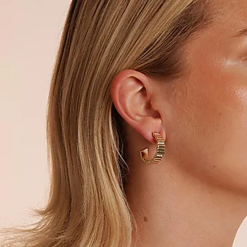 Bilde nummer 2 av Brick øreringer i forgylt messing med zirkonia