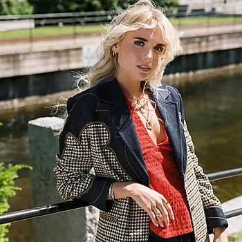 Bilde nummer 3 av Rise armring i stål