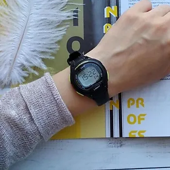 Bilde nummer 3 av Timeless dameklokke med digital visning