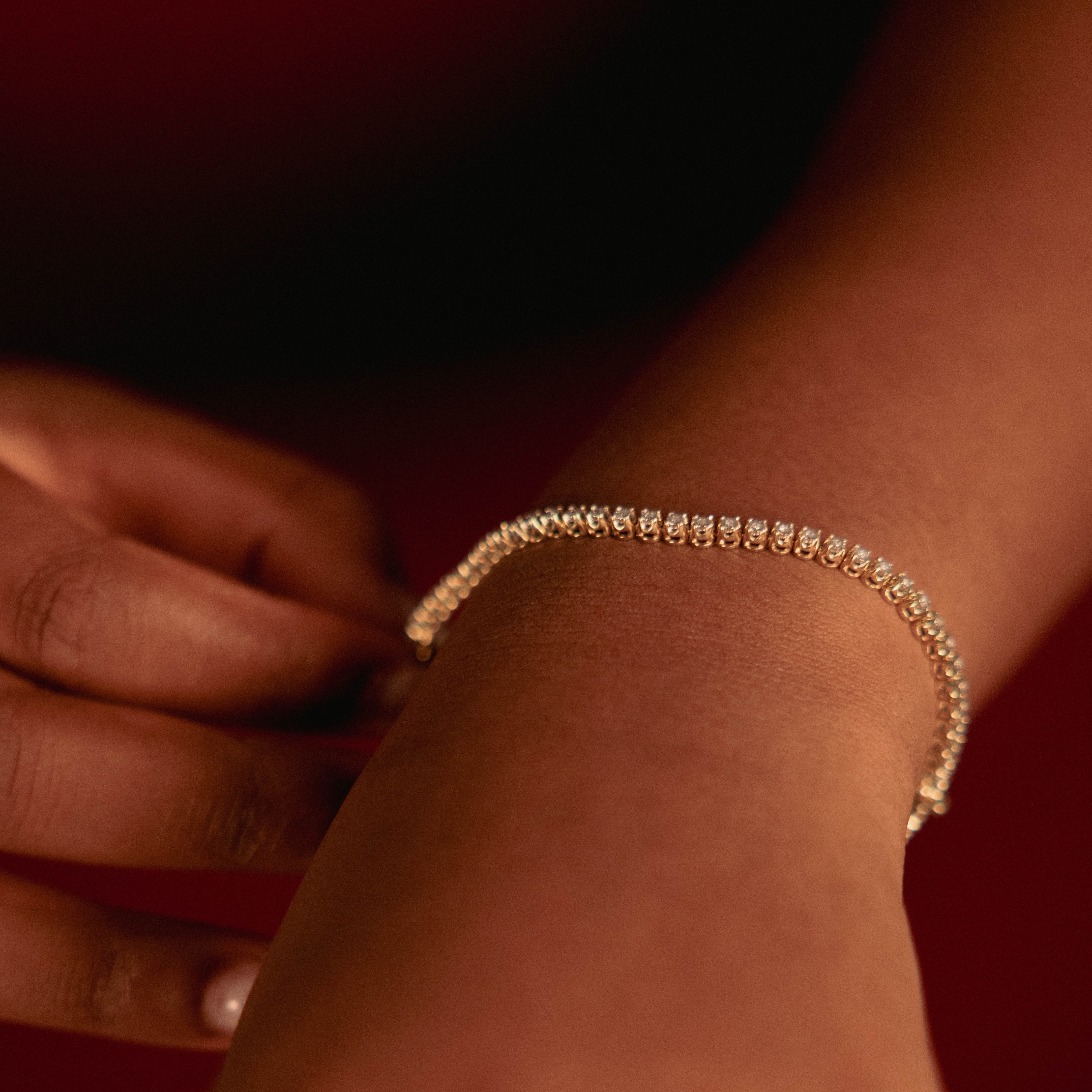 Bilde nummer 4 av Cathinka tennisarmbånd i 585 gult gull med diamanter 0,20 ct