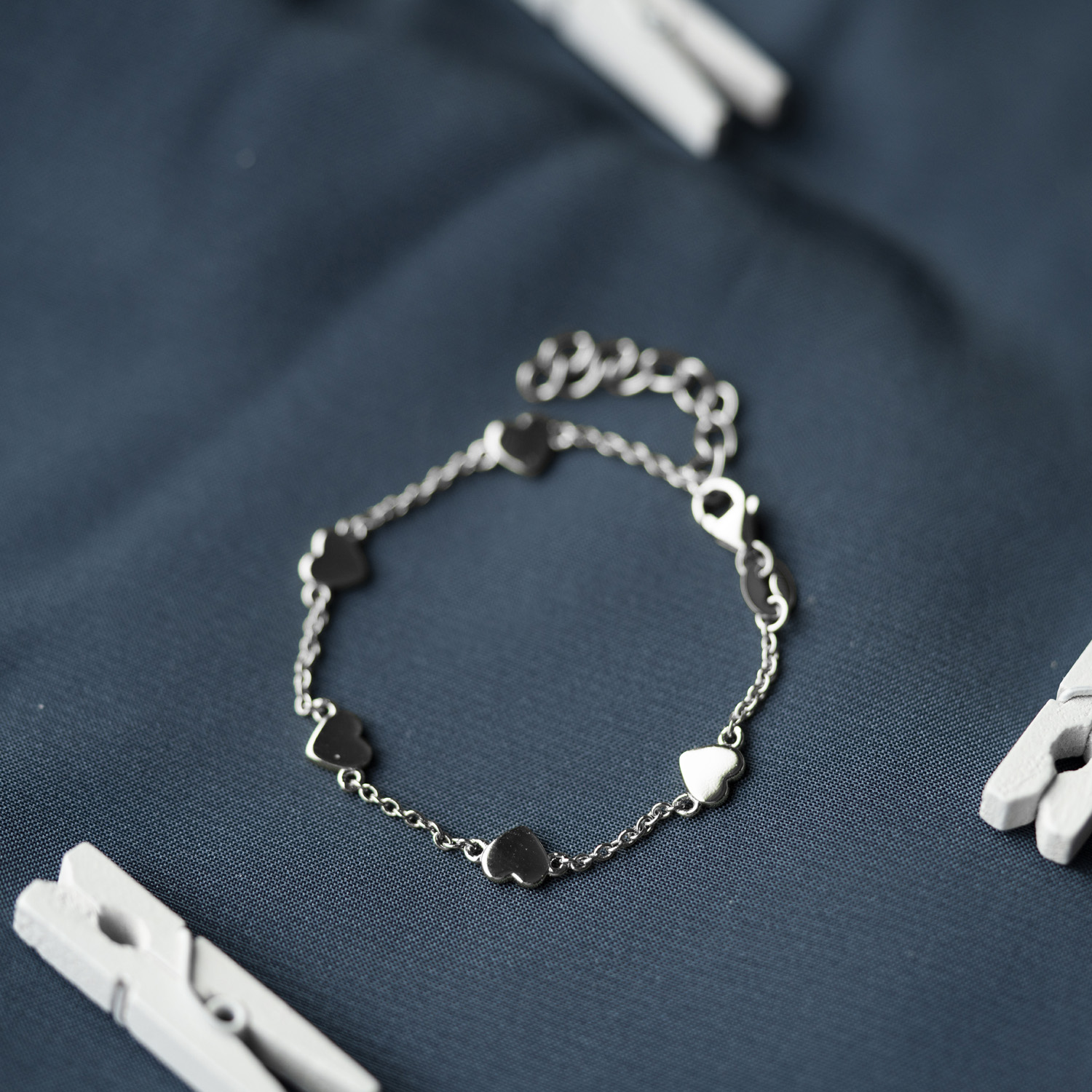 Bilde nummer 2 av Prins & Prinsesse, Armbånd til barn i 925 sølv og hjerter