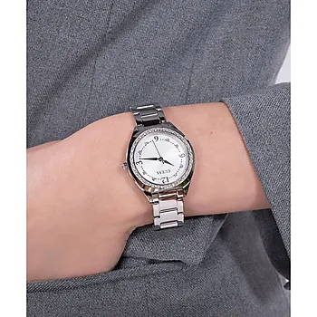 Bilde nummer 4 av Guess, Dress dameklokke med stållenke