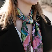 Bilde nummer 3 av Estelle 27 silkeskjerf i 100% silke