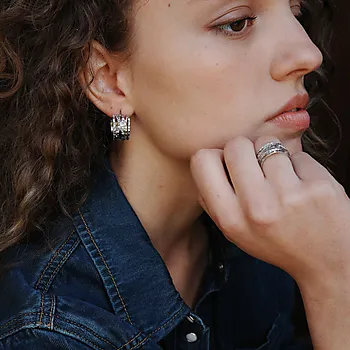 Bilde nummer 2 av Steel Satin øreringer i stål