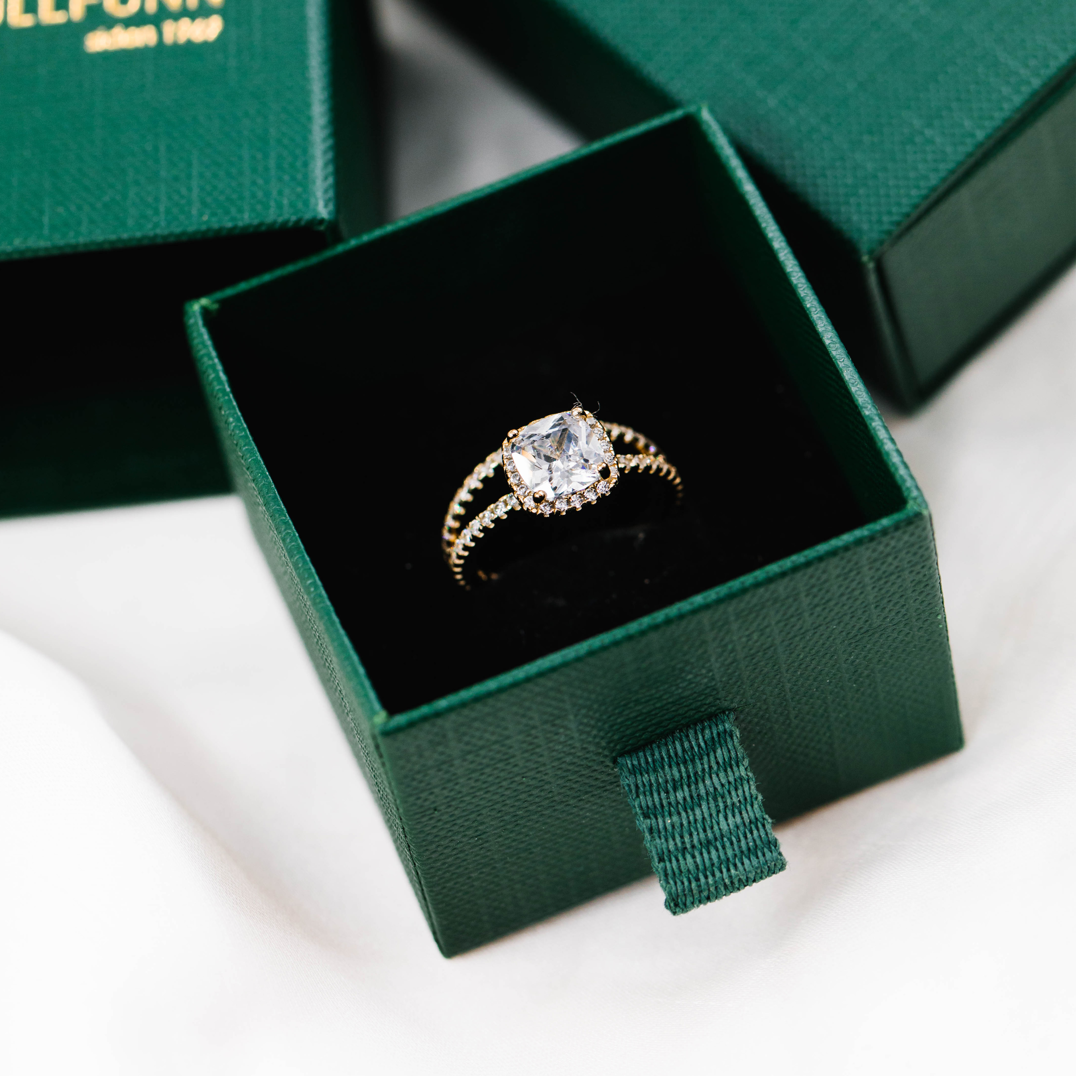 Bilde nummer 3 av Pan Jewelry, 2-i-1 ring i forgylt 925 sølv med zirkonia og cushion