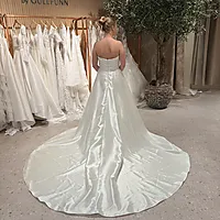 Bilde nummer 8 av En gang til brudekjole, St. Patrick