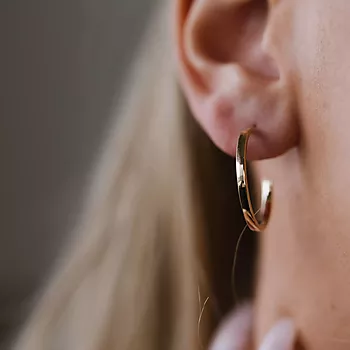 Bilde nummer 3 av Pan Jewelry, Øreringer i 585 gult gull med 22 mm i diameter