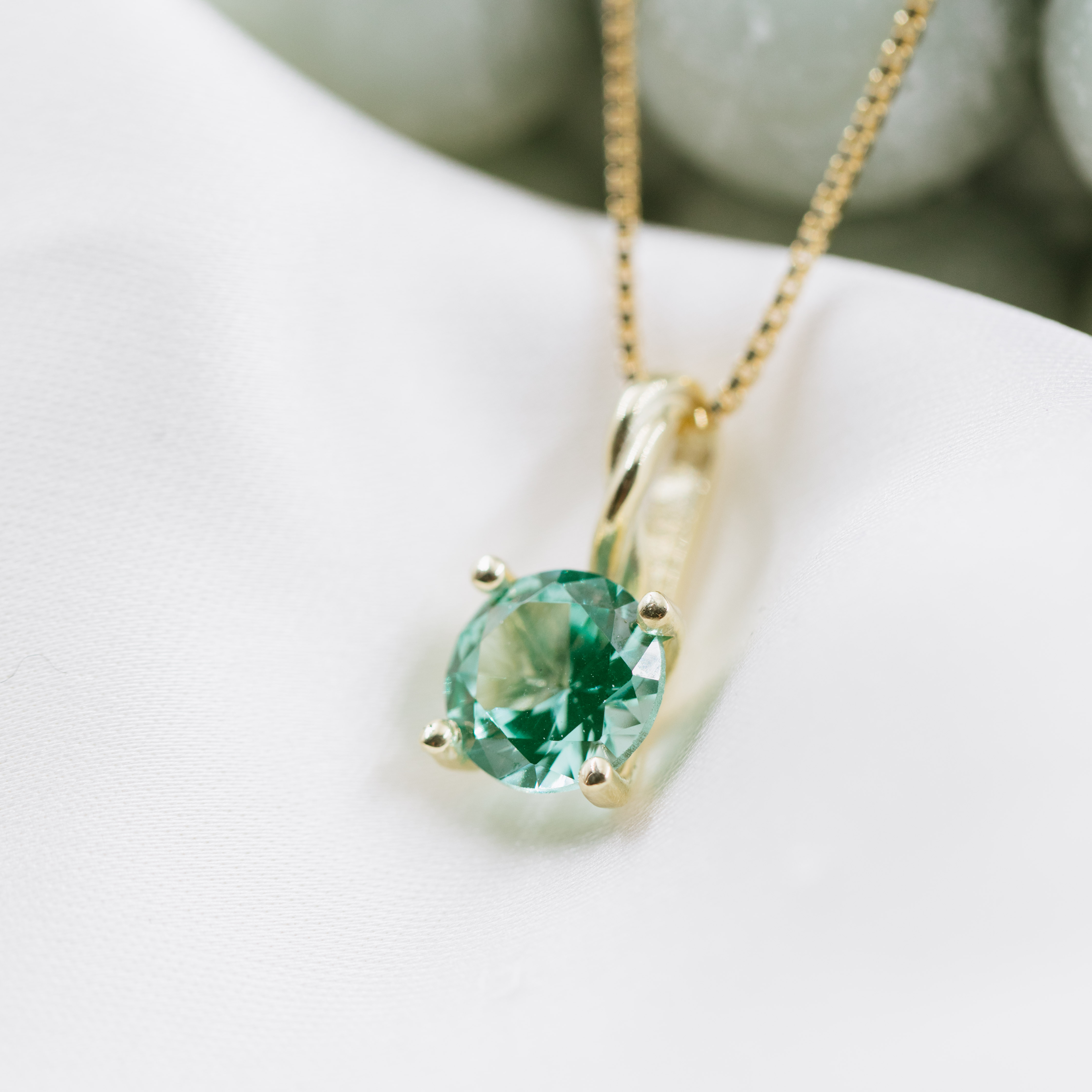 Bilde nummer 3 av Pan Jewelry Drops, Anheng i 585 gult gull med syntetisk Spinell