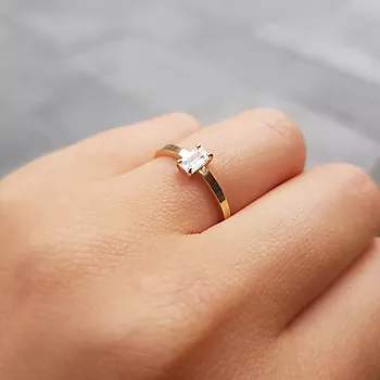 Bilde nummer 3 av Pan Jewelry, Ring i 585 gult gull med zirkonia