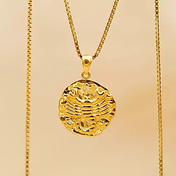 Bilde nummer 3 av Pan Jewelry, Smykke i 925 forgylt sølv med zirkonia og Skorpionen