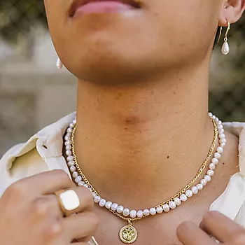 Bilde nummer 4 av Janne Formoe by Pan Jewelry, Smykke i forgylt sølv med zirkonia