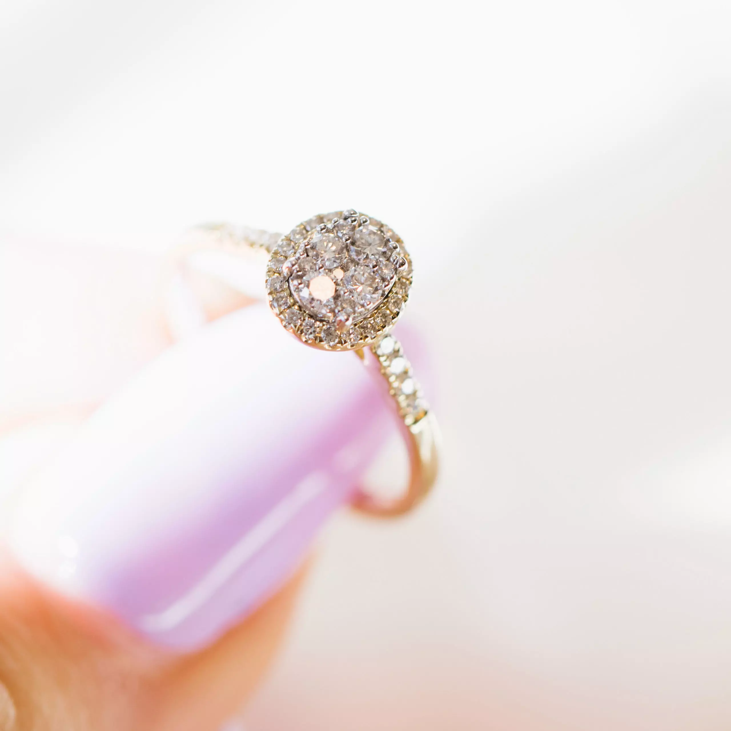 Bilde nummer 3 av Josefine diamantring i 585 gult gull 0,33 ct