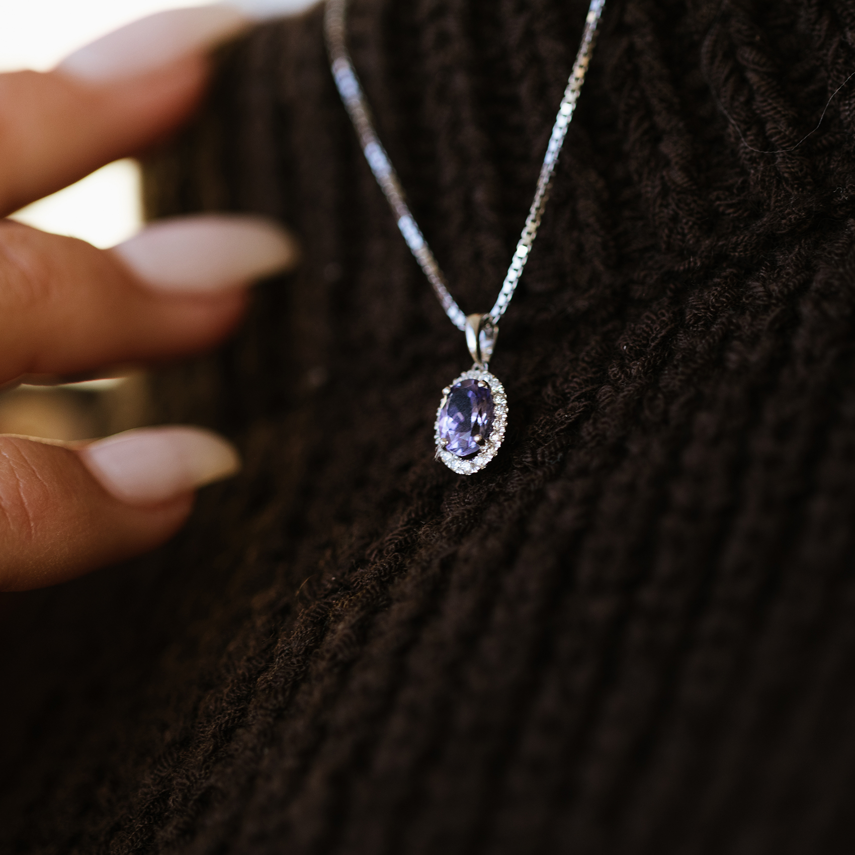 Bilde nummer 3 av Pan Jewelry, Smykke i 585 hvitt gull med diamanter 0,12 ct og tanzanitt