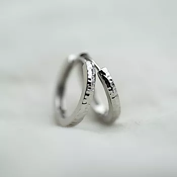 Bilde nummer 2 av Pan Jewelry, Øreringer i sølv