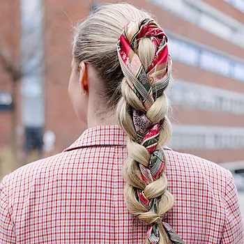 Bilde nummer 4 av Eufemia 40 silkeskjerf i 100% silke