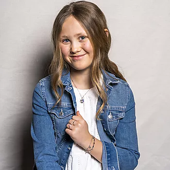 Bilde nummer 3 av Prins & Prinsesse, Armbånd til barn i 925 sølv med hjerter