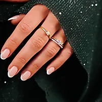 Bilde nummer 3 av Lilly diamantring i 375 gult gull 0,06 ct