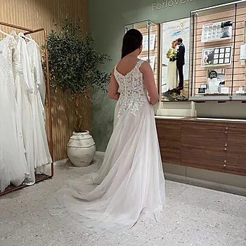 Bilde nummer 2 av En gang til brudekjole, Snefrids Design