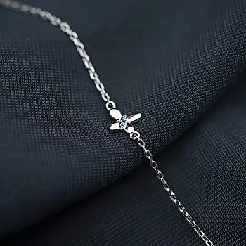 Bilde nummer 3 av Pan Jewelry, Ankelkjede til barn i rodinert 925 sølv med sommerfugl