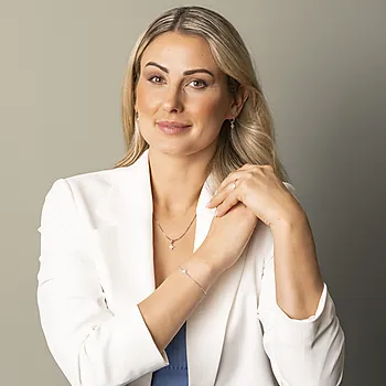 Bilde nummer 3 av Pan Jewelry, Blomst armbånd i 925 rhodinert sølv med zirkonia