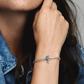 Bilde nummer 2 av Pandora Moments, Armbånd i 925 sølv med måneformet lås