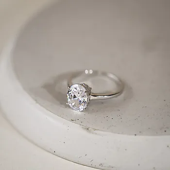 Bilde nummer 3 av Lyra ring i 925 sølv med zirkonia