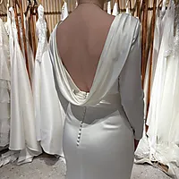 Bilde nummer 6 av En gang til brudekjole, Pronovias