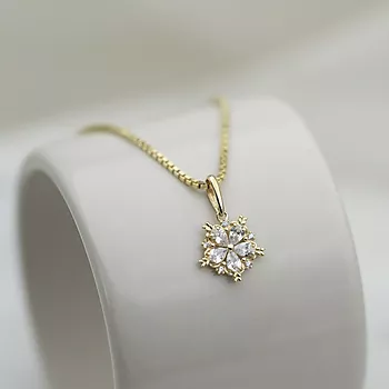 Bilde nummer 3 av Pan Jewelry, Anheng i 585 gult gull med zirkonia og blomst