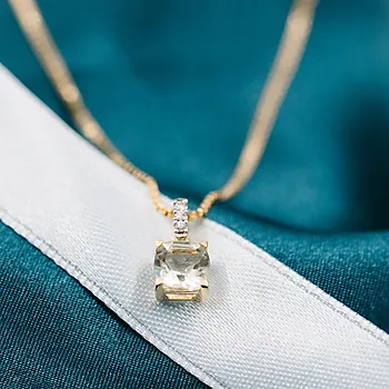 Bilde nummer 3 av Aurora anheng i 585 gult gull med diamanter 0,03 og grønn ametyst