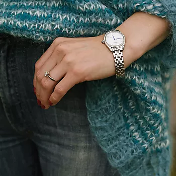 Bilde nummer 2 av Seiko, Basic dameklokke med stållenke og swarowski krystaller