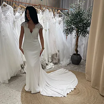 En gang til brudekjole, Pronovias