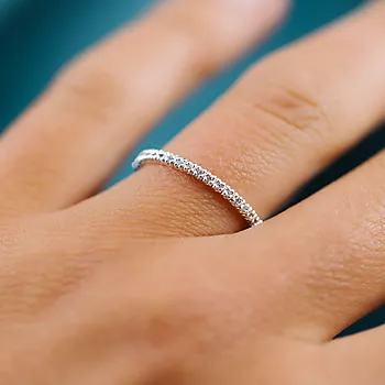 Bilde nummer 2 av Moments by Pan Jewelry, Diamantring Promise i 585 hvitt gull 0,14 CT | 1,6 mm bredde