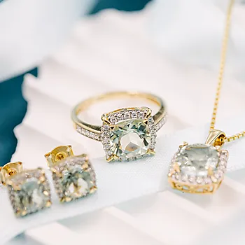 Bilde nummer 3 av Siena diamantring i 585 gull 0,27 ct med grønn ametyst