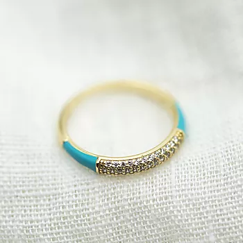 Bilde nummer 2 av Pan Jewelry, Emanuella ring i 925 forgylt sølv med zirkonia