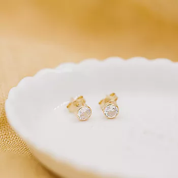 Bilde nummer 3 av Pan Jewelry, Øredobber i 585 gult gull med zirkonia