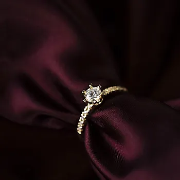 Bilde nummer 3 av Vida diamantring i 585 gult gull 0,60 ct