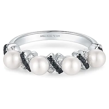 Ring i 925 sølv med skjellperler