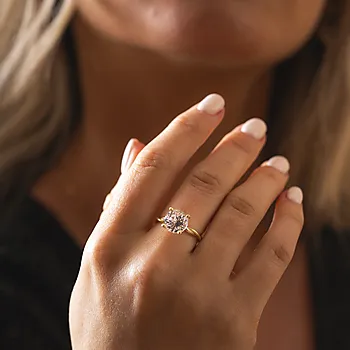 Bilde nummer 2 av Pan Jewelry Drops, Ring i 585 gult gull med Bergkrystall