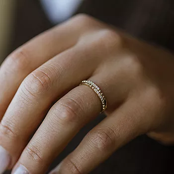 Bilde nummer 2 av Pan Jewelry, Ring i 585 gult gull med zirkonia