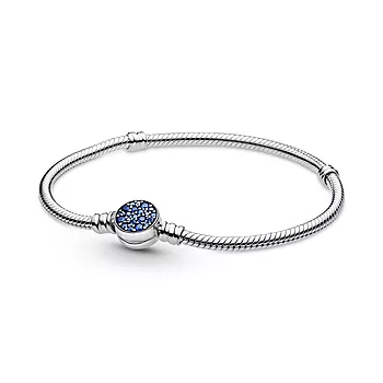 Pandora Moments, Armbånd i 925 sølv med blå zirkonia