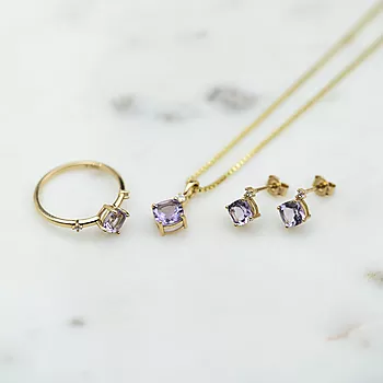 Bilde nummer 4 av Pan Jewelry, Ring i 585 gult gull med zirkonia og ametyst