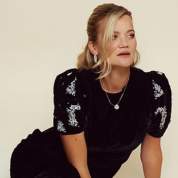 Bilde nummer 3 av Perlefnugg smykke i 925 forgylt sølv med ferskvanssperler