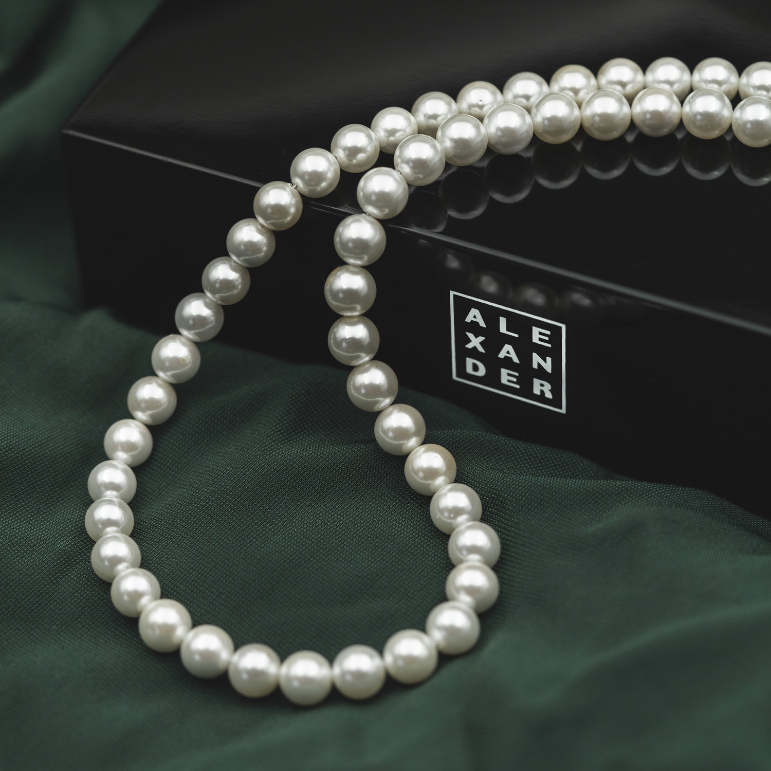 Bilde nummer 2 av Pan Jewelry, Perlekjede hvitt 8 mm